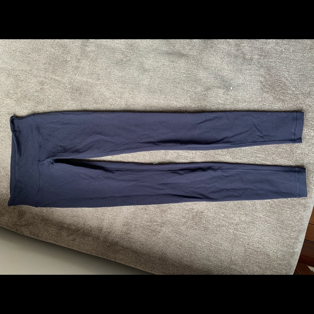Lululemon Navy Wunder Under Leggings